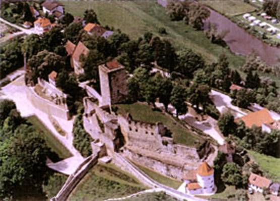 Ansicht der Burg Pappenheim - Luftaufnahme